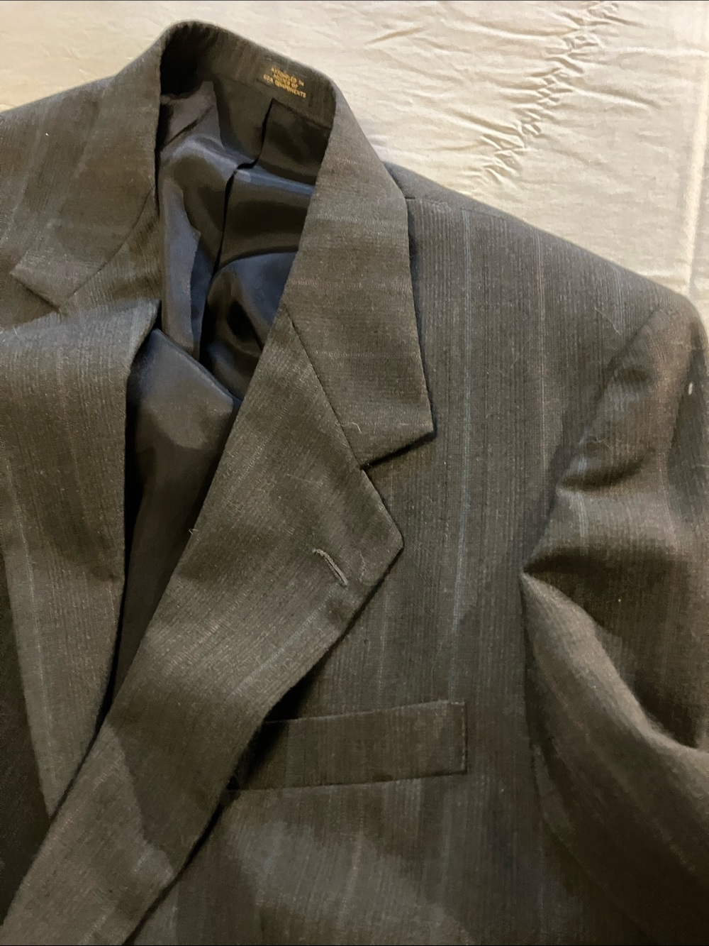 Towncraft 42R men’s suit jacket silk and wool charcoal gray with stripes - Picture 6 of 11